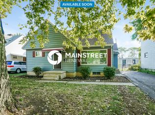 298 Pineview Dr, Columbus, OH 43213