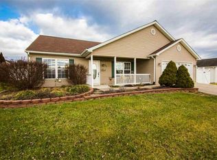 43 Clayton Ct, Weyers Cave, VA 24486