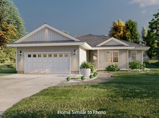 1015 Constellation Way, Marinette, WI 54143