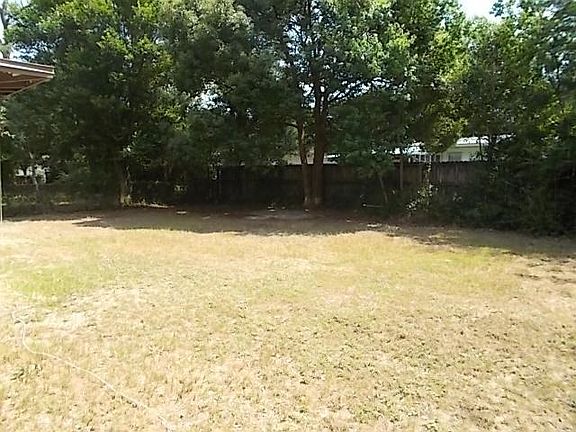 4th image of 4406 Deauville Way