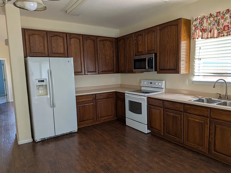 Large kitchen