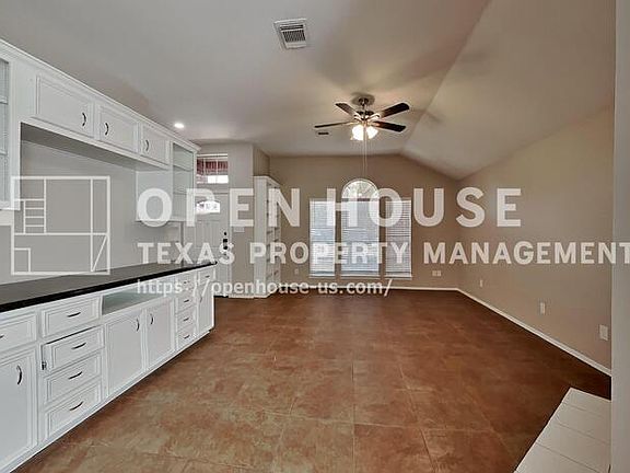 3rd image of 21027 Terrace View Dr