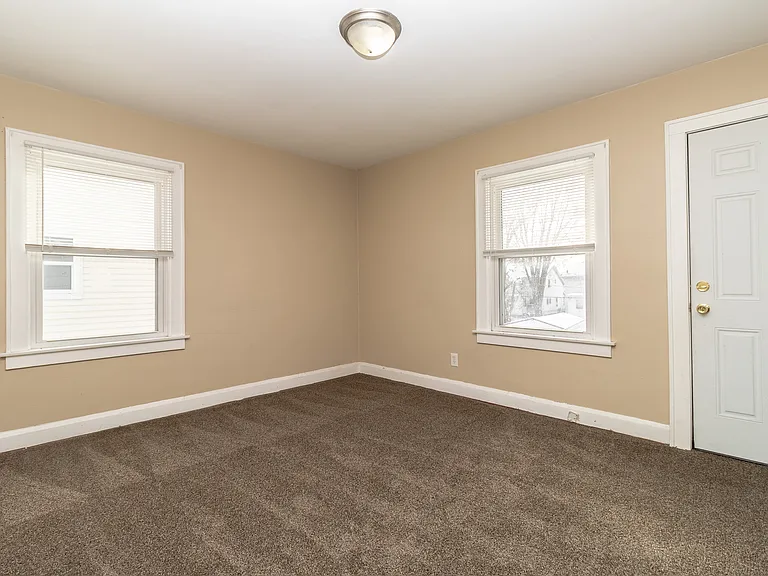 2045 Mansfield Rd — Photo 16