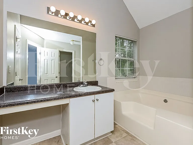 3421 Waldrop Creek Trl — Photo 10