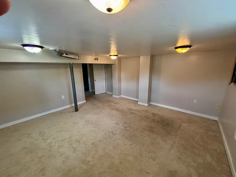 151 Return Rd — Photo 14