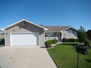 520 S Pinnacle Dr, Buffalo, WY 82834