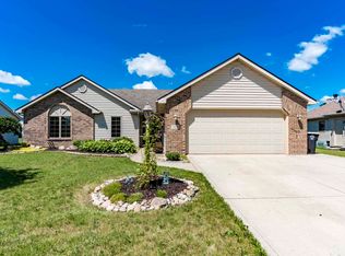 7405 Lucerne Xing, Fort Wayne, IN 46835