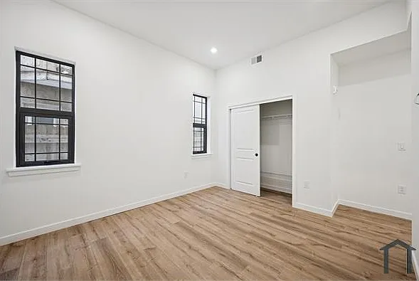 5139 Wayne Ave — Photo 14