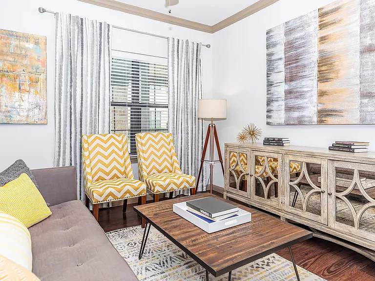 Willow Creek Apartments — Photo 30