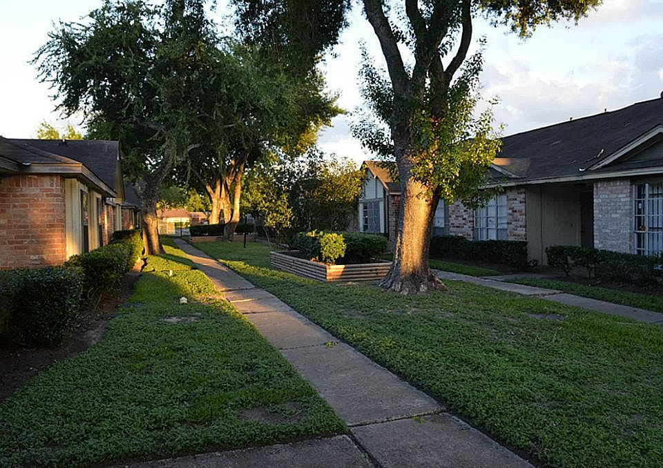 1st image of 12805 Lima Dr #2805