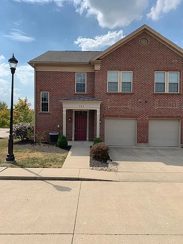 711 Middleton Way Photo 1