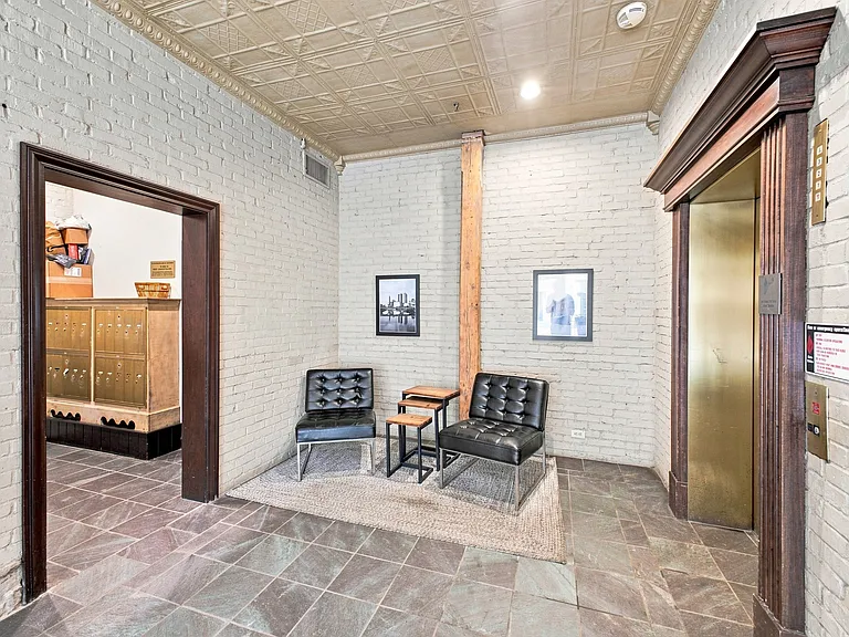 55 W Livingston Ave #203 — Photo 3
