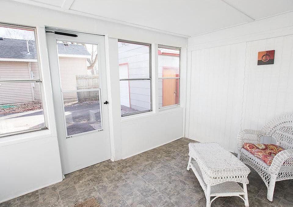 1st image of 5235 Knox Ave N #2