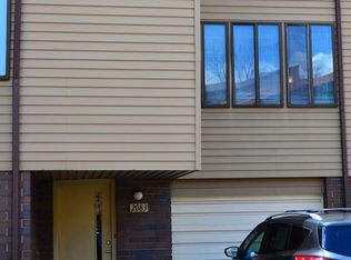2083 Penguin Ave, Akron, OH 44319