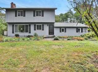 32 Shear Rd, Saugerties, NY 12477