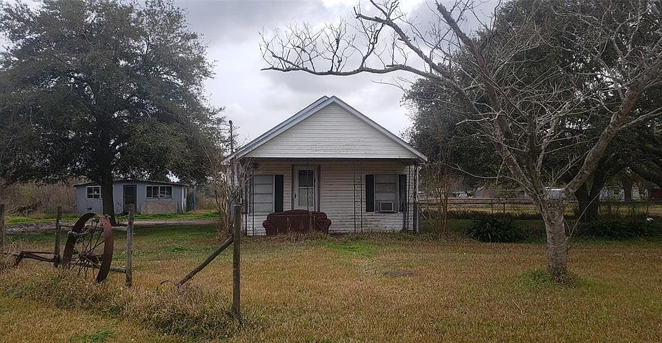 1st image of 1228 E Highway 73