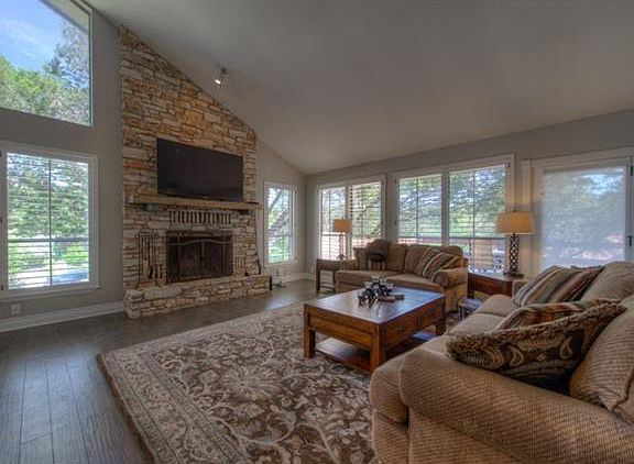 5th image of 609 Rolling Green Dr