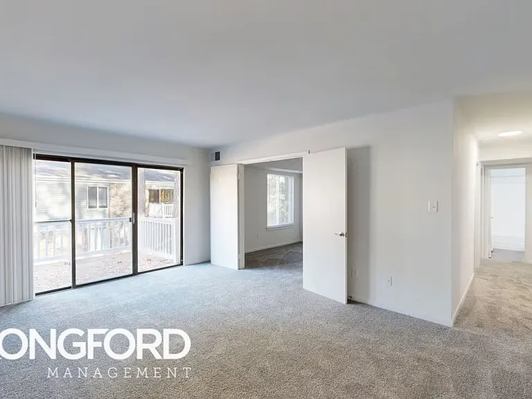 Sonoma Woods Apartments — Photo 7