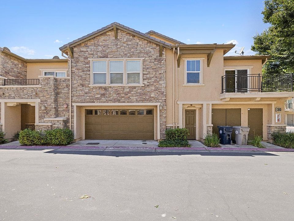 1st image of 3301 N Park Dr Unit 3013