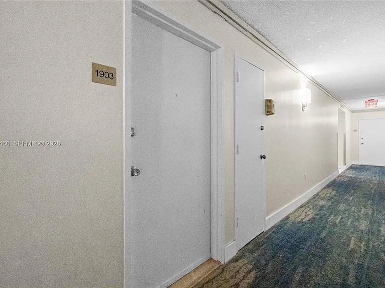 18081 Biscayne Blvd #1903 — Photo 14