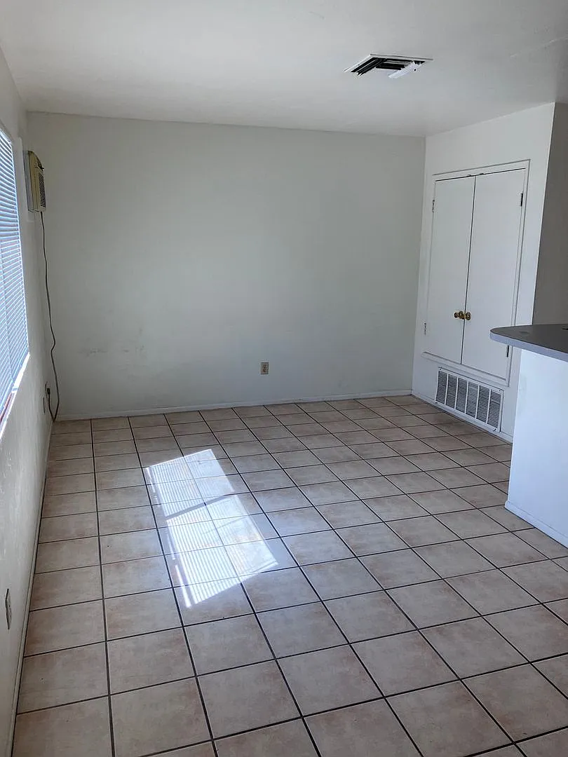 838 Adams #3 — Photo 2