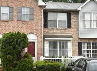 22 Blairville Rd, New Castle, DE 19720