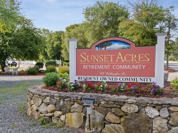 25 Garden Ln, Plainville, MA 02762