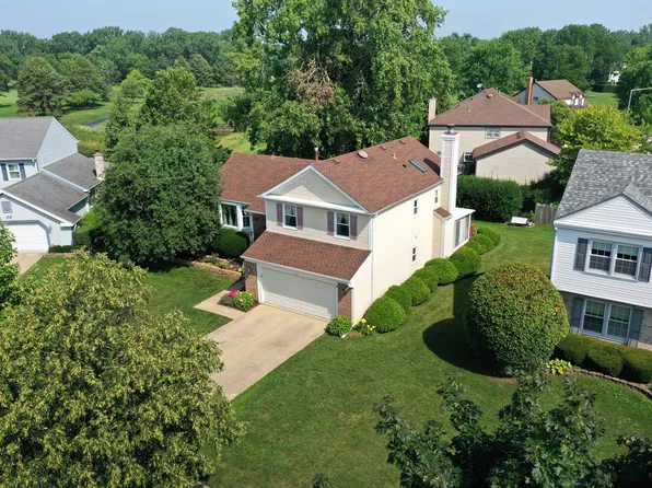 412 Chateau Dr, Buffalo Grove, IL 60089