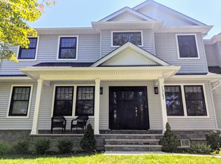 1363 Somerset Rd, Teaneck, NJ 07666