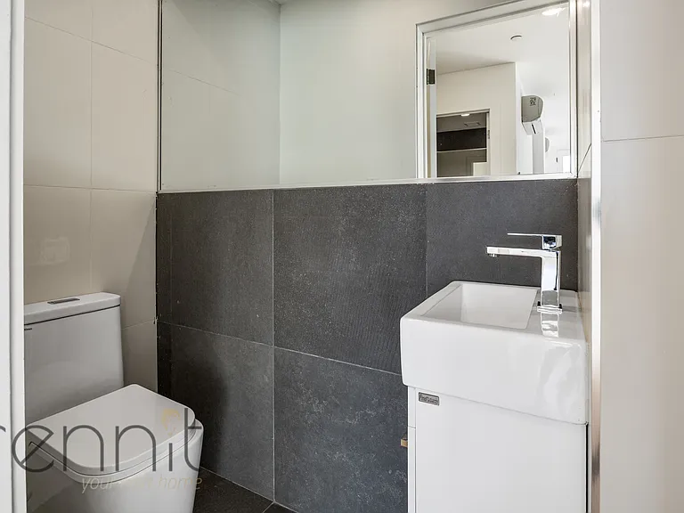 676 New York Ave #2A — Photo 12