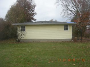 510 W 2nd St, Fairmount, IN 46928