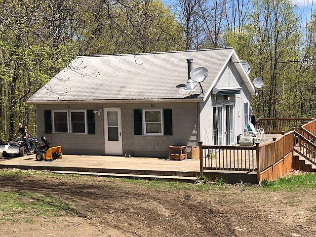 1st image of 126 White Birch Ln