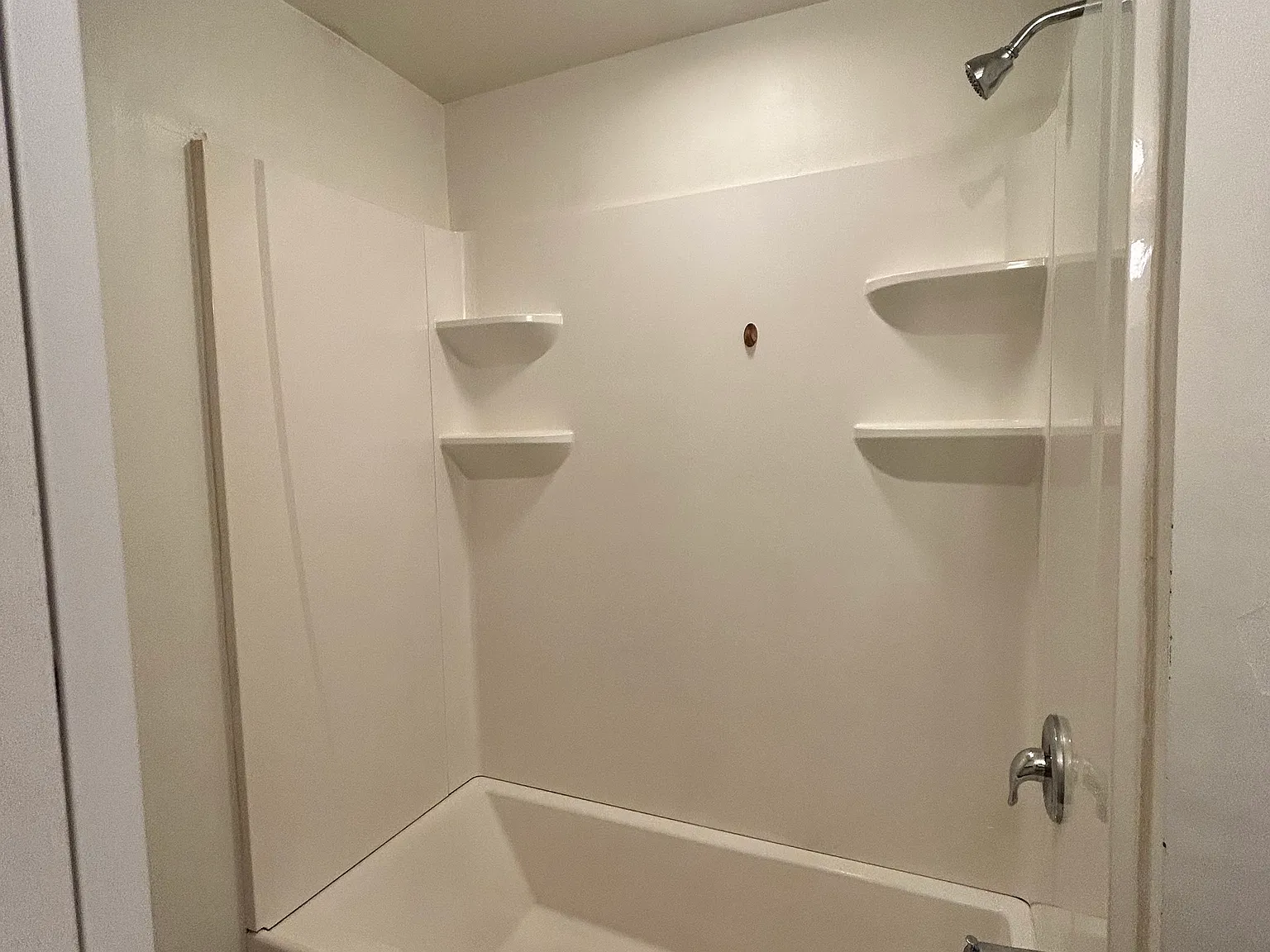 2 bed, $1,296 — Photo 3