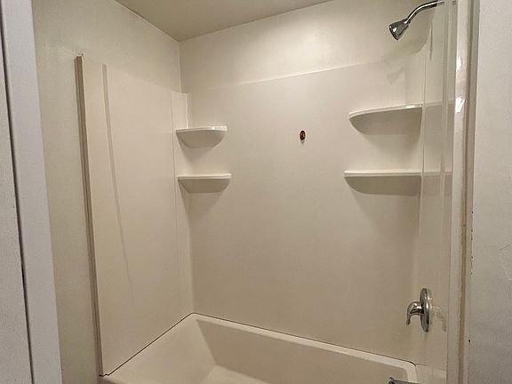3rd image of 700 E 9th Ave #700