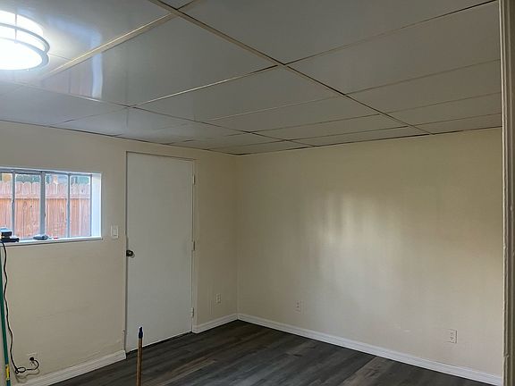 3rd image of 450 N Orange Ave