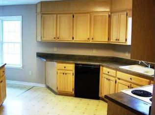 908 Georgia Ave S, Parsons, TN 38363