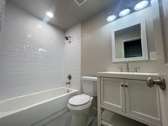 5th image of 5705 Macneill Dr