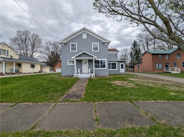 8 Campbell St, Bath, NY 14810