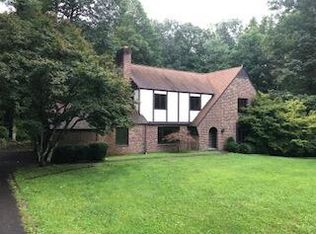 21665 Plantation Rd, Bristol, VA 24202