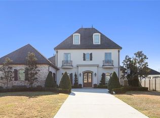 112 Hardwood Dr, Belle Chasse, LA 70037