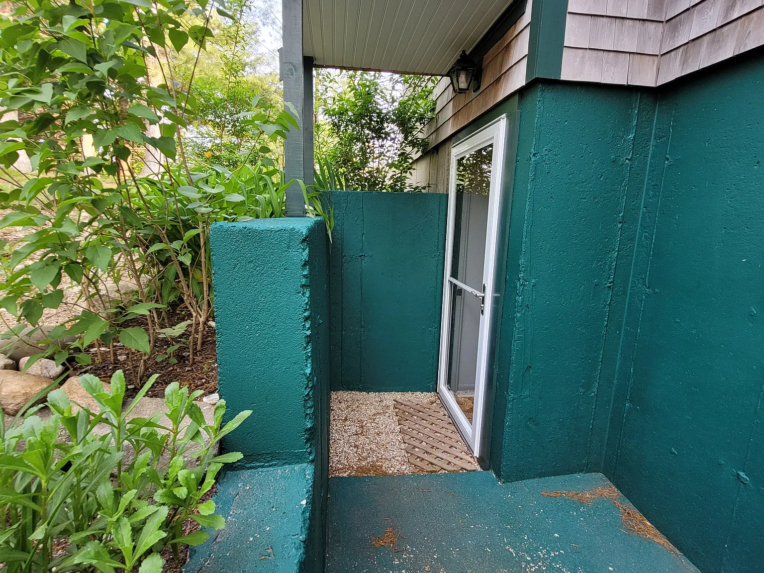 Studio, 750 sqft, $1,190 — Photo 2