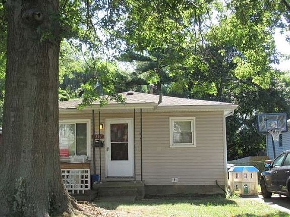 4th image of 1181 Easton Dr