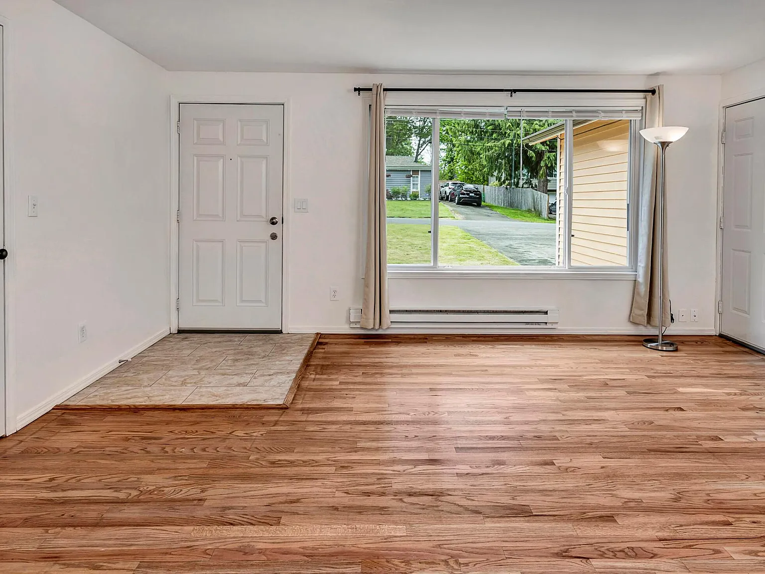 21204 NE 60th Pl — Photo 4