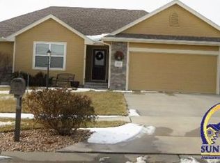 4315 SW Misty Harbor Dr, Topeka, KS 66610