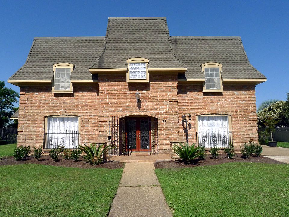 1st image of 97 Chateau Latour Dr