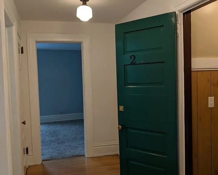 706 Hawthorne St NE #2 — Photo 6