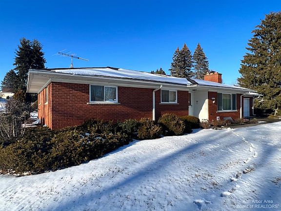 2nd image of 5357 Margaret Ave