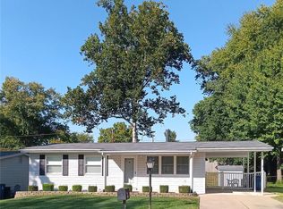116 Yankee Dr, Saint Charles, MO 63303