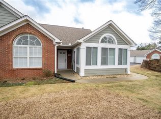 2144 Carefree Cir UNIT 10, Marietta, GA 30062