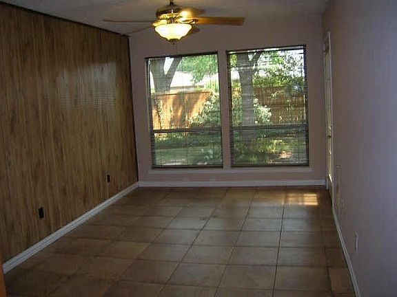 5th image of 1704 Richforest Dr